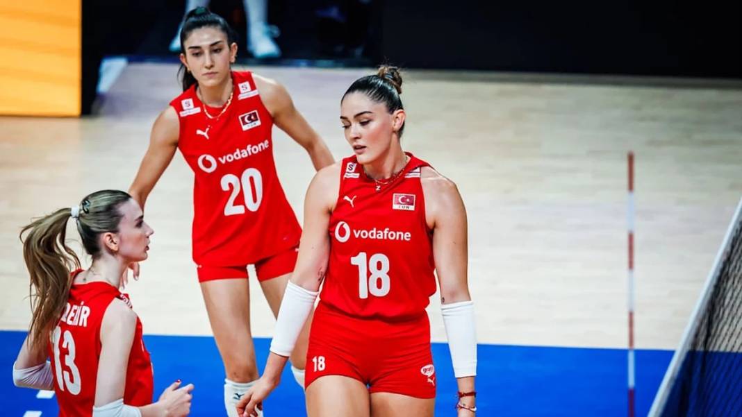 Eda Erdem havalara uçurdu: Filenin Sultanları'nda flaş karar 4